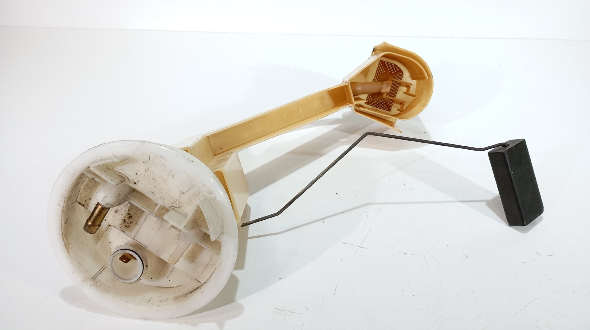 Boia do Combustível AUDI A4 (8D2, B5) | 94 - 01 Imagem-2