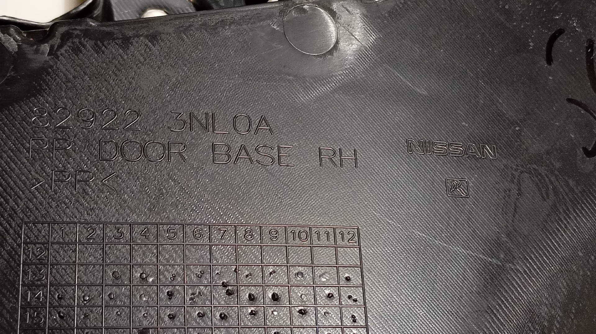 Quartela / Forra Porta Traseira Direita NISSAN LEAF (ZE0) | 10 -  Imagem-2