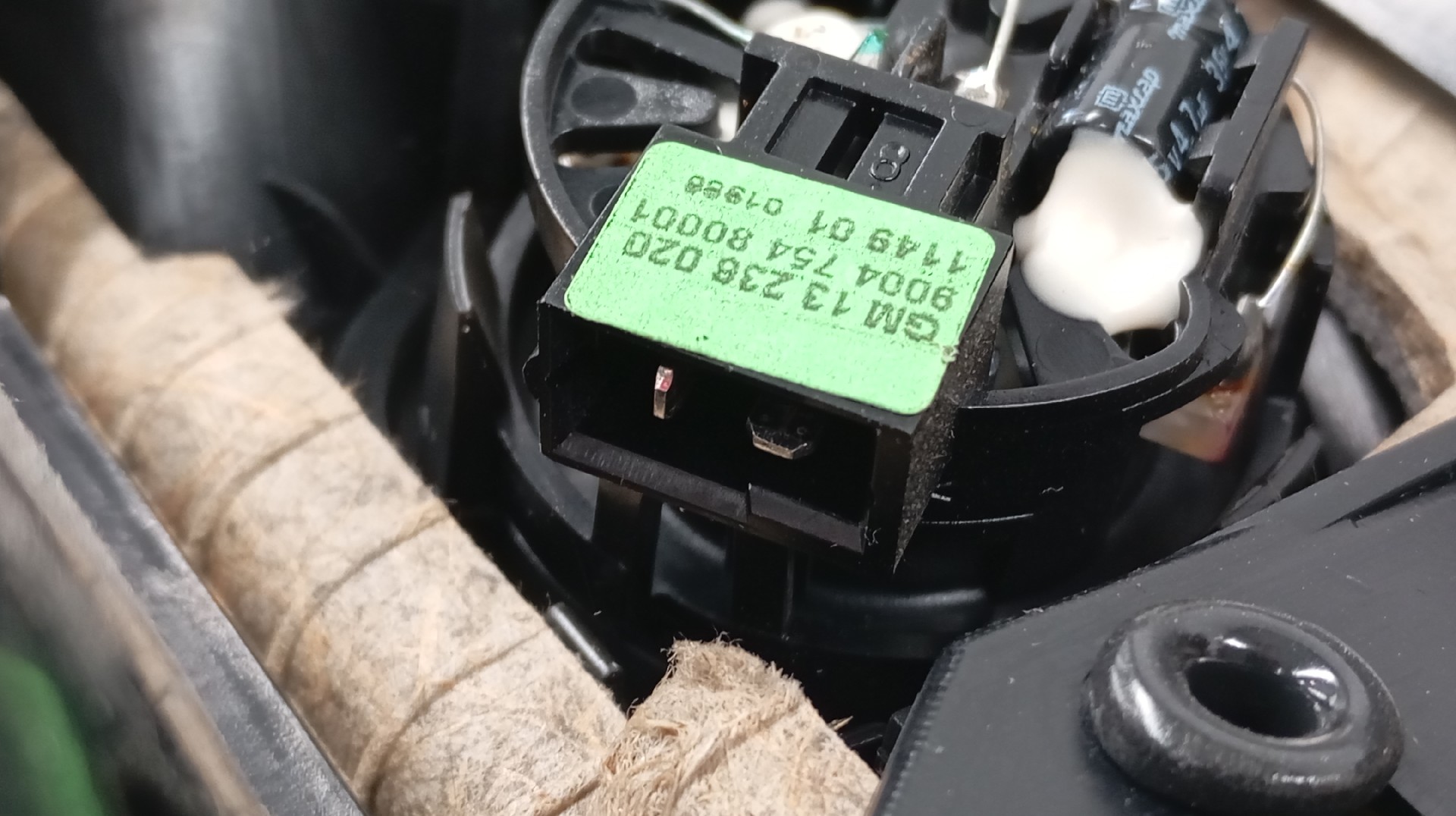 Quartela / Forra Porta Frente Direita OPEL ZAFIRA B Van (A05) | 05 - 15 Imagem-4