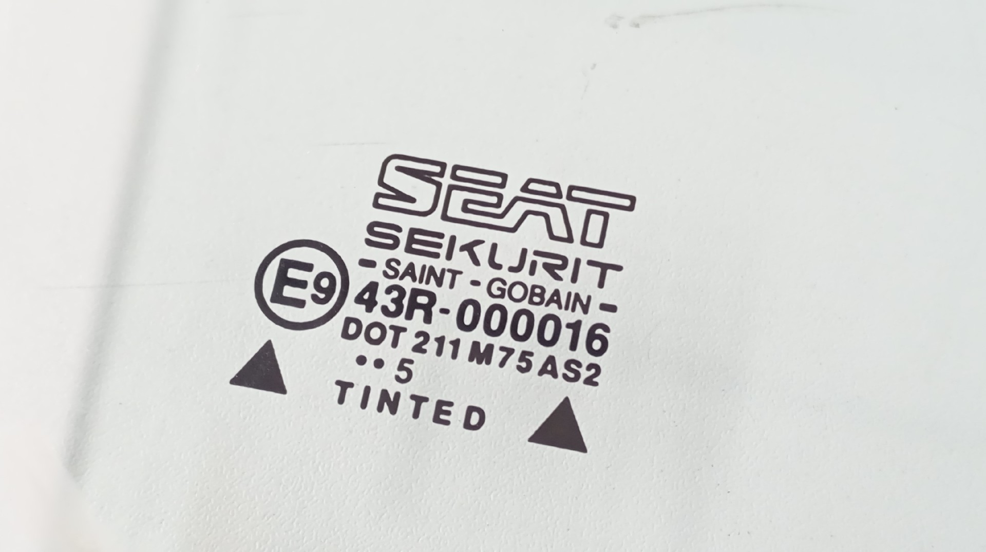 Vidro Porta Frente Direita SEAT IBIZA II (6K1) | 93 - 02 Imagem-2