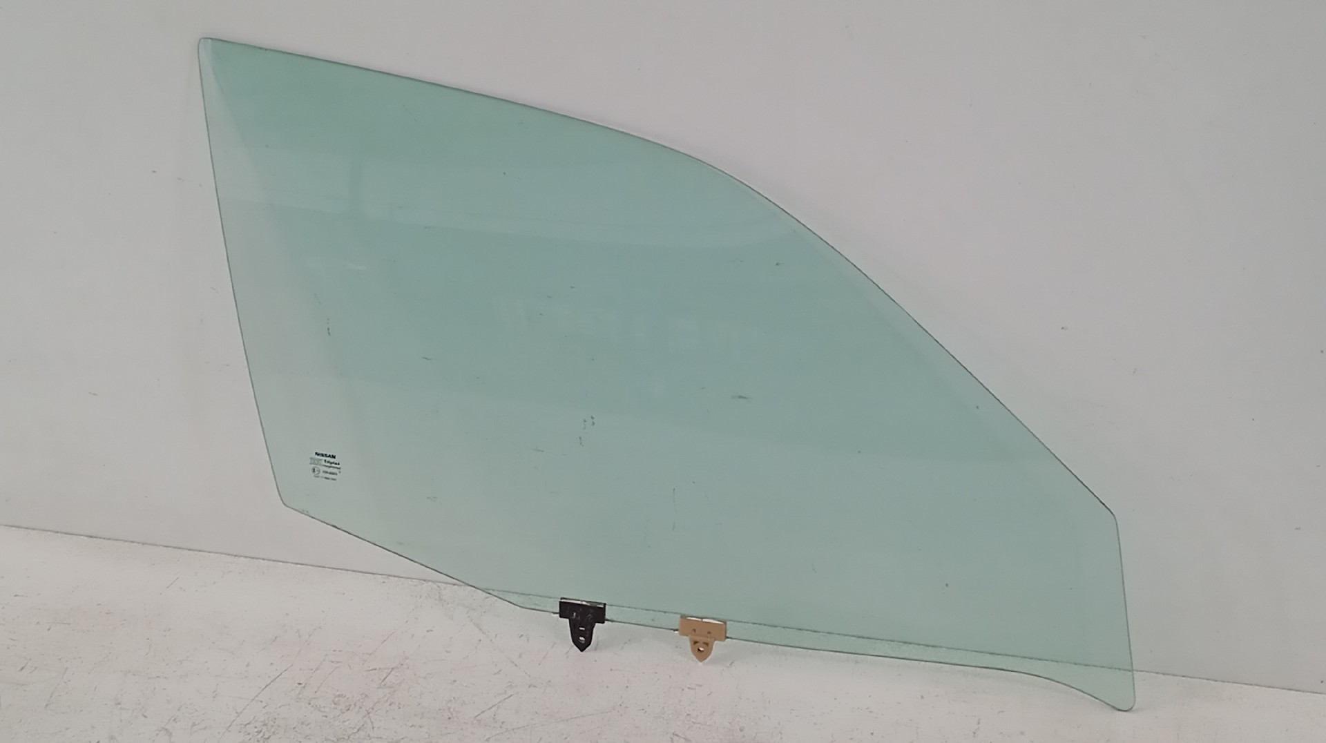 Vidro Porta Frente Direita NISSAN PRIMERA (P11) | 96 - 01