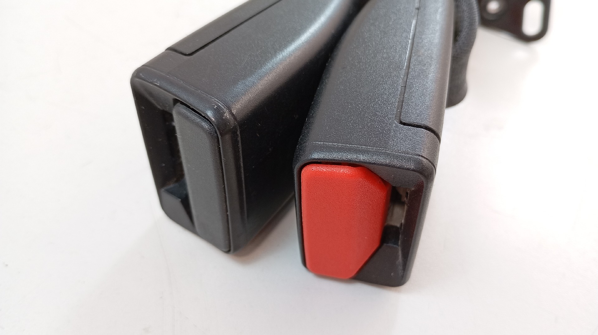 Encaixe Tranca Cinto RENAULT ZOE (BFM_) | 12 -  Imagem-1