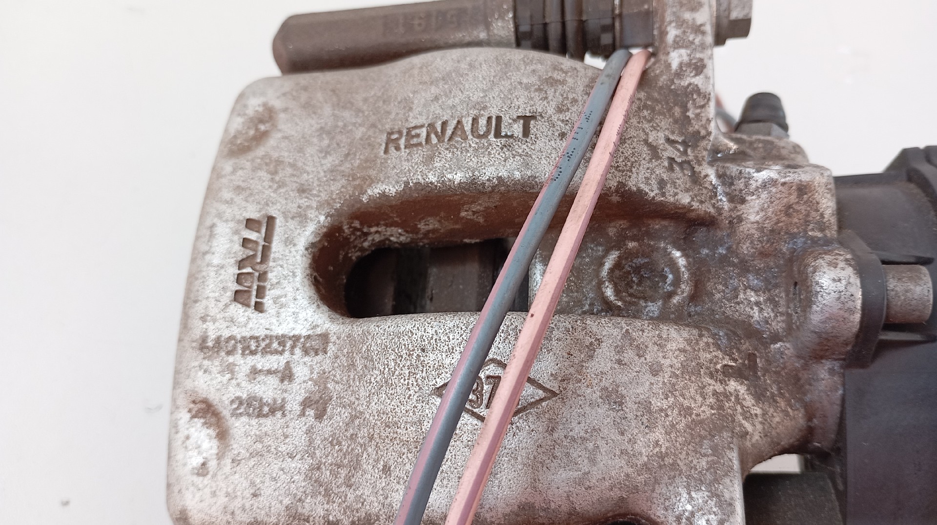 Pinça Travao Tras Esquerda RENAULT ZOE 2019- Imagem-1