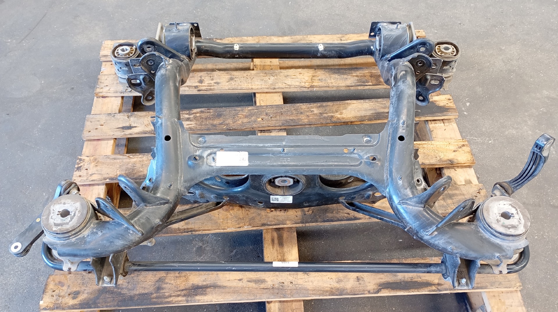 Charriot Traseiro AUDI Q4 E-TRON (F4B)