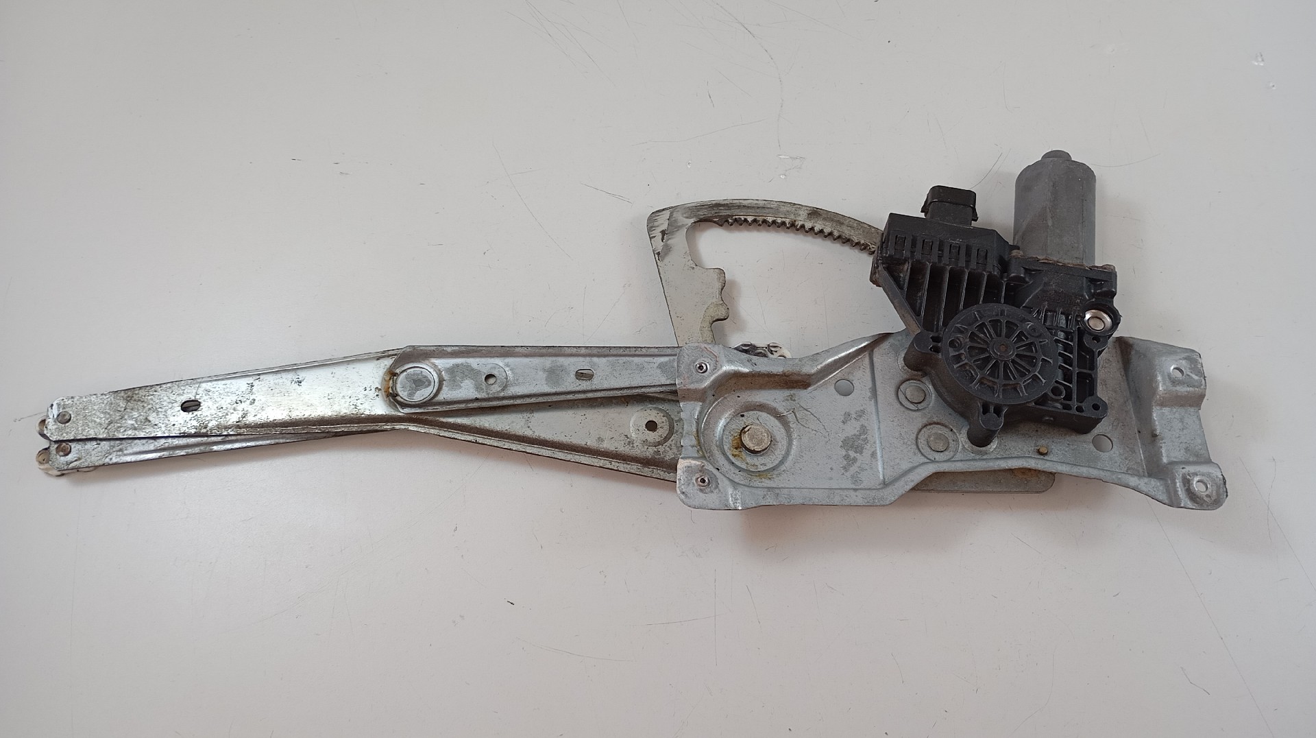 Motor Elevador Vidro Frente Direito OPEL ASTRA F (T92) | 91 - 98