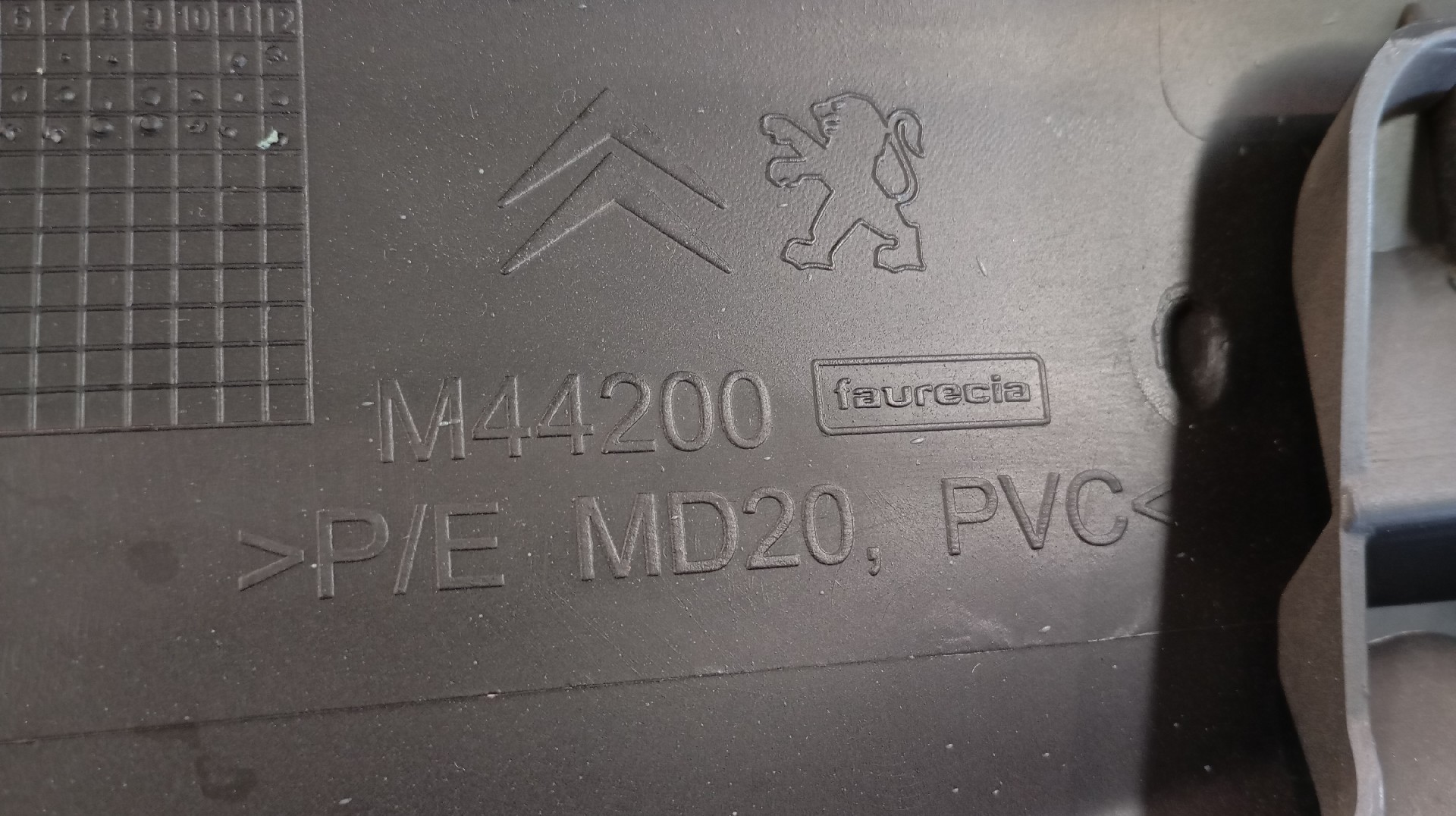 Quartela / Forra Porta Traseira Direita CITROEN DS5 | 11 - 15 Imagem-5