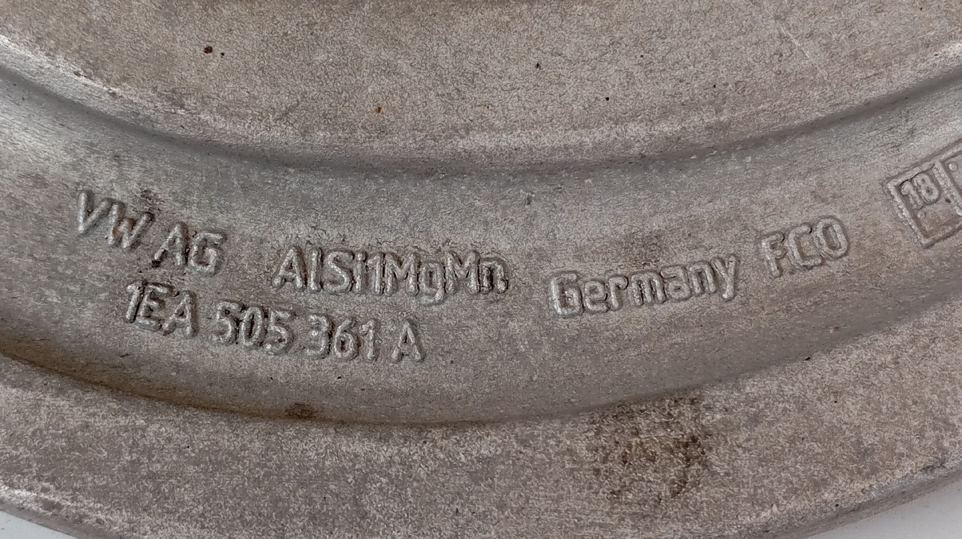 Braço Suspensão AUDI Q4 E-TRON (F4B) Imagem-1