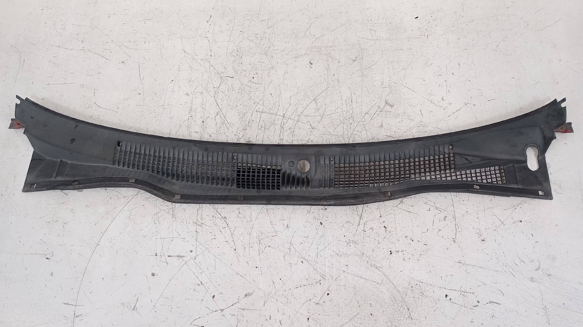 Grelha Curcuvan / Torpedo (Grelha Para Brisas) NISSAN SUNNY