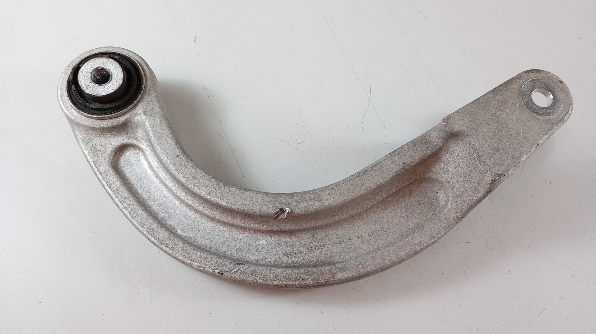 Braço Suspensão AUDI Q4 E-TRON (F4B) Imagem-1