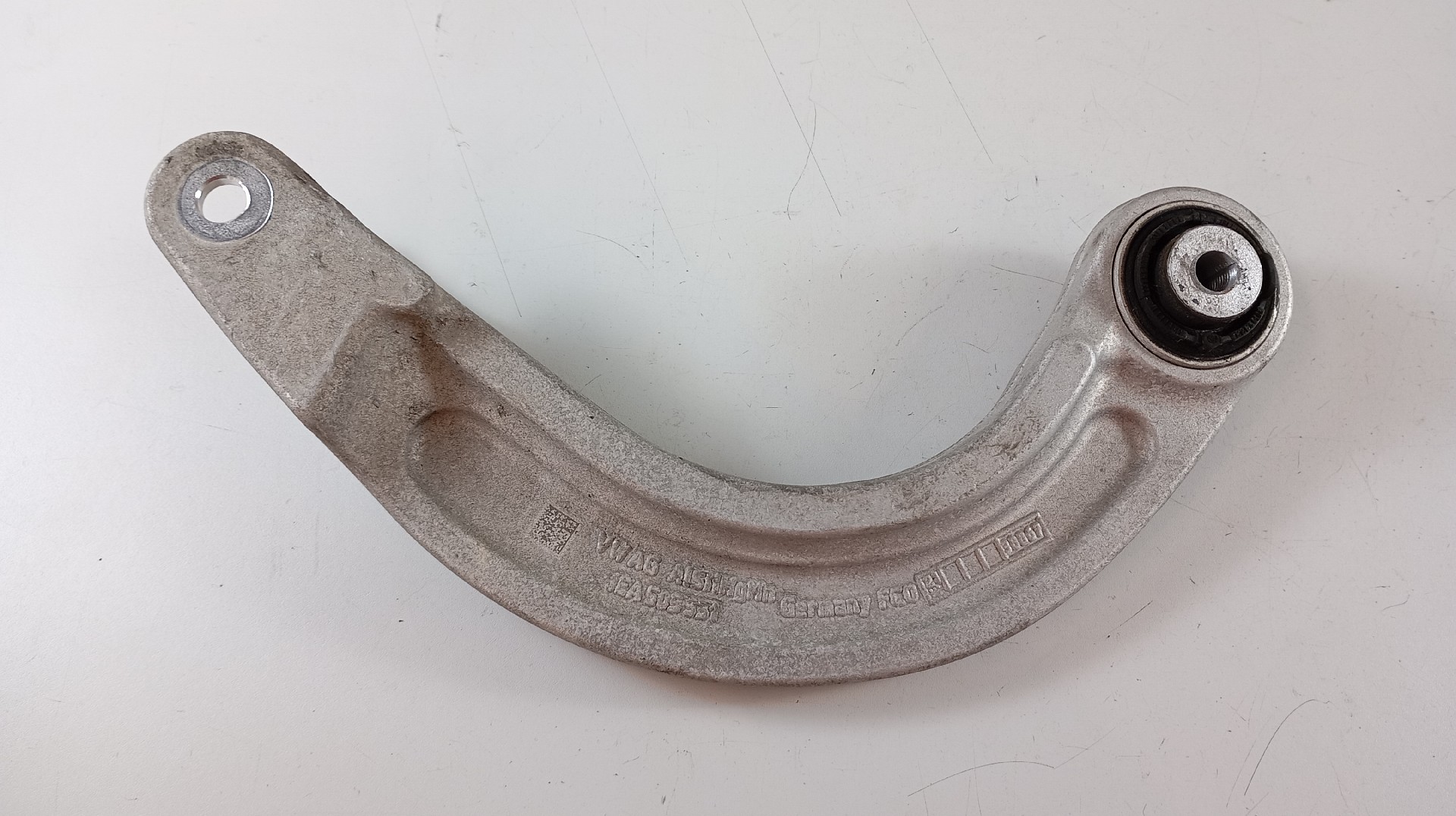 Braço Suspensão AUDI Q4 E-TRON (F4B)