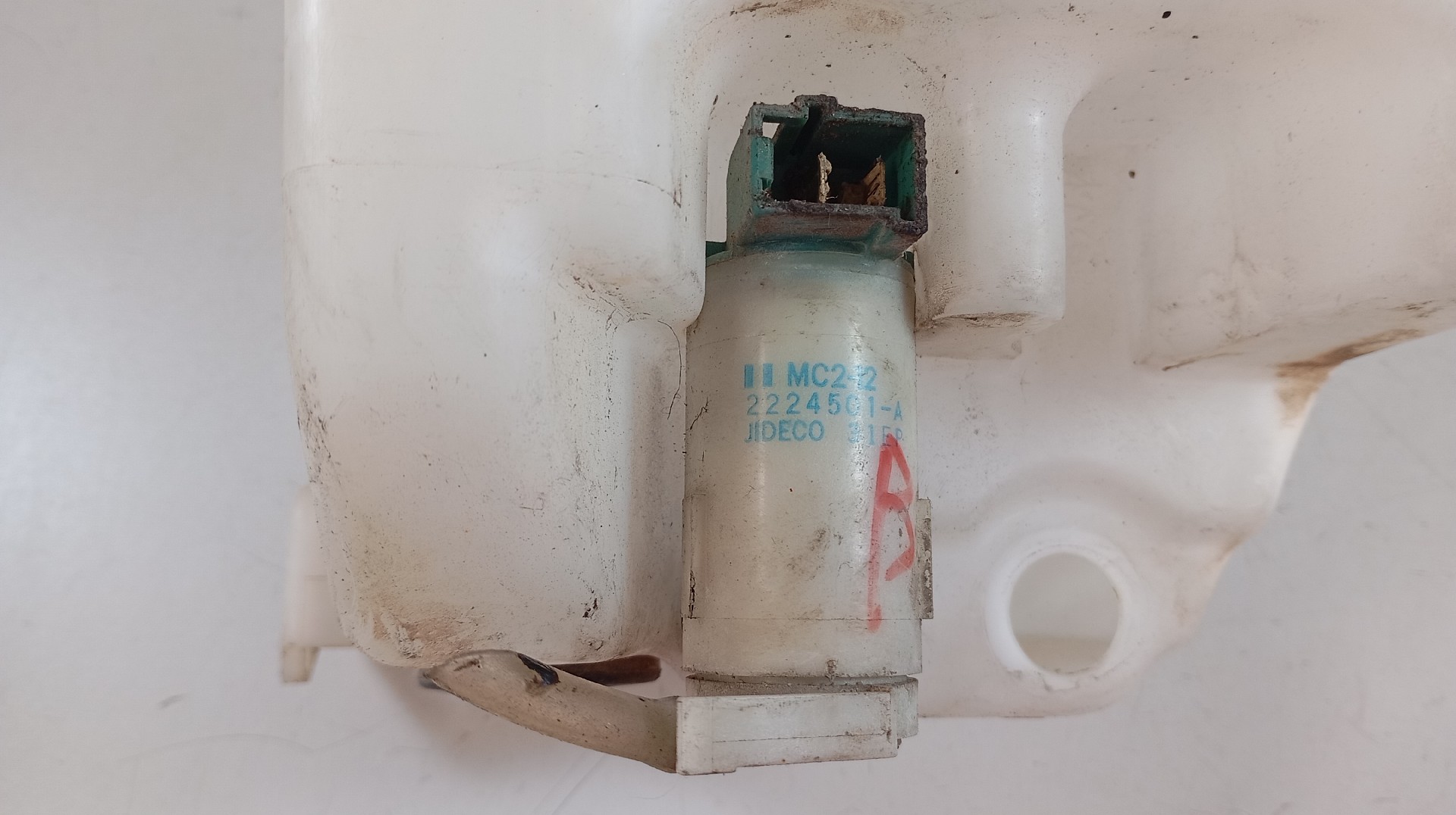 Depósito / Reservatorio Limpa Vidros NISSAN SUNNY Imagem-2