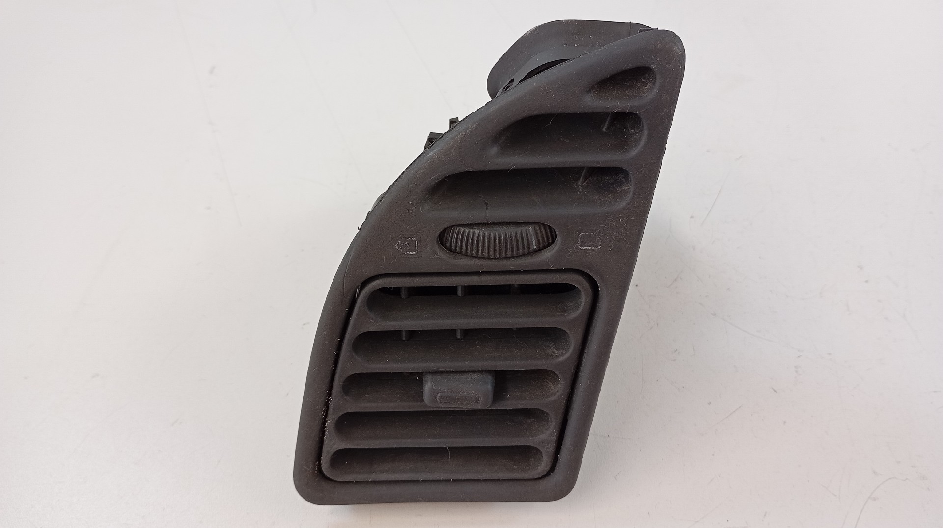 Purgador de Ar Frente Esquerdo PEUGEOT 306 Hatchback (7A, 7C, N3, N5) | 93 - 03