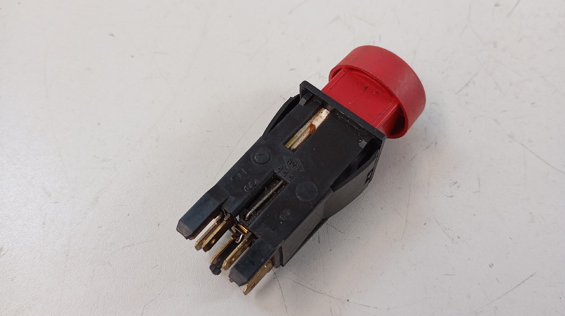 Interruptor Luz Perigo / 4 Piscas PEUGEOT 306 Hatchback (7A, 7C, N3, N5) | 93 - 03 Imagem-4