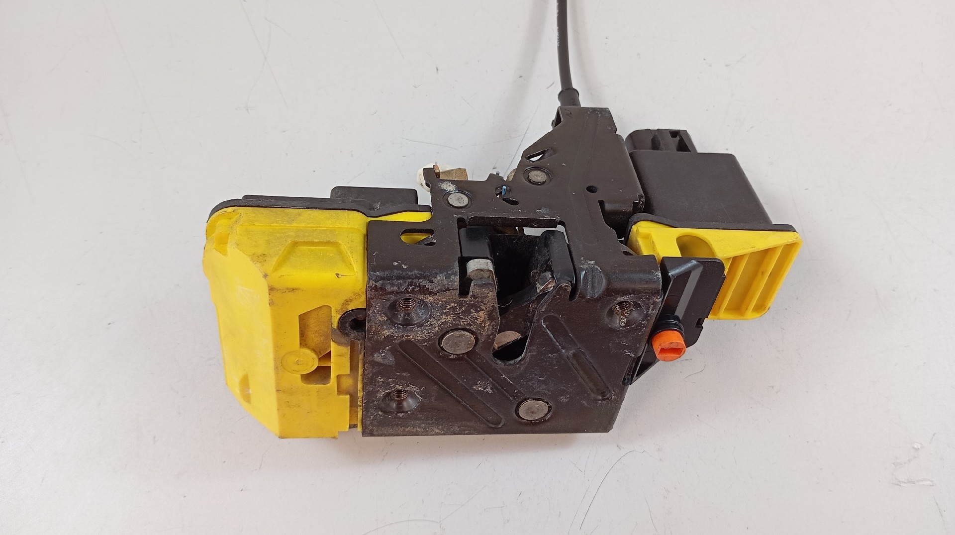 Fecho da Porta Traseira Esquerda VOLVO S60 I (384) | 00 - 10 Imagem-2