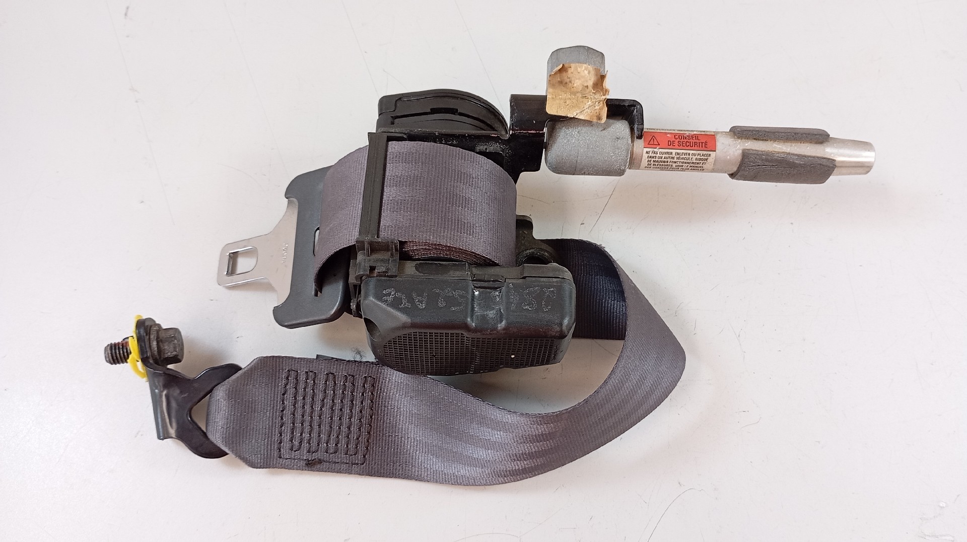 Pré-Tensor / Cinto Traseiro Esquerdo VOLVO S60 I (384) | 00 - 10