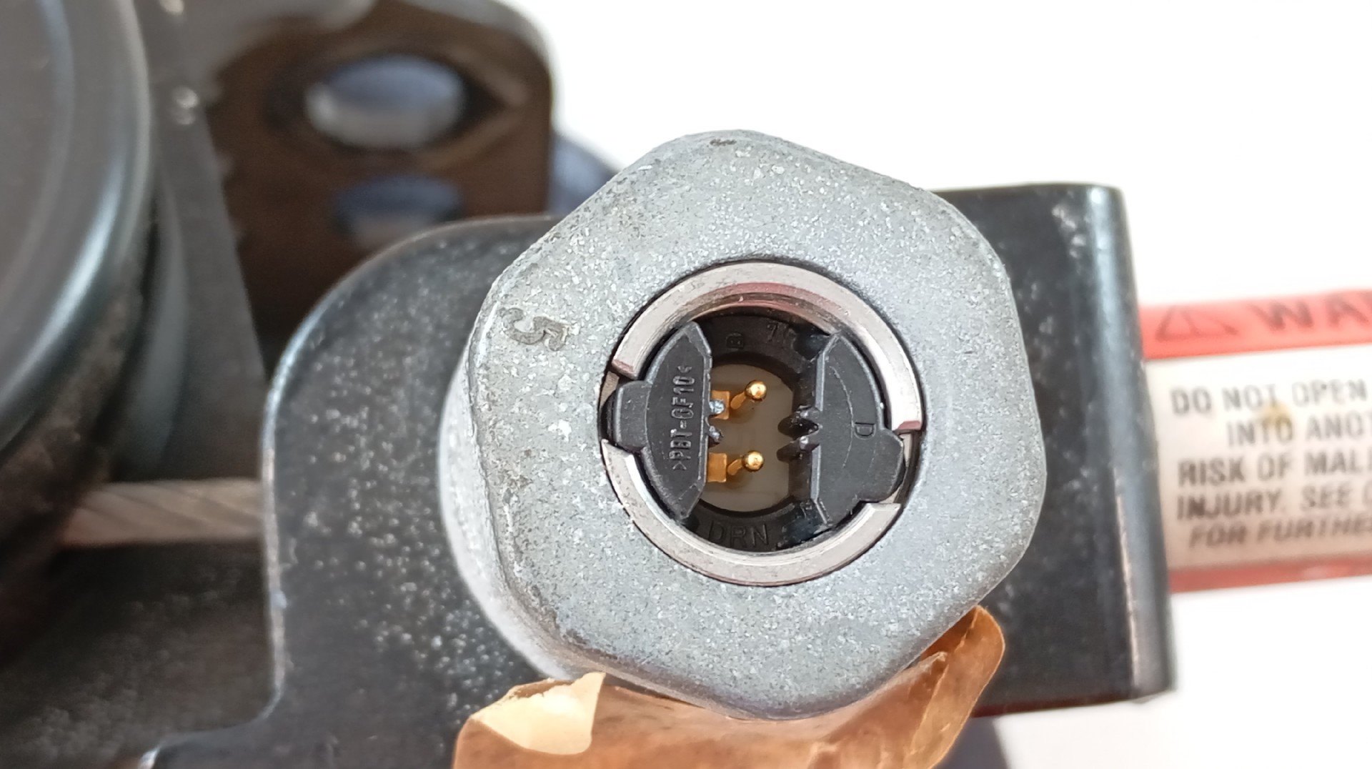 Pré-Tensor / Cinto Traseiro Esquerdo VOLVO S60 I (384) | 00 - 10 Imagem-2