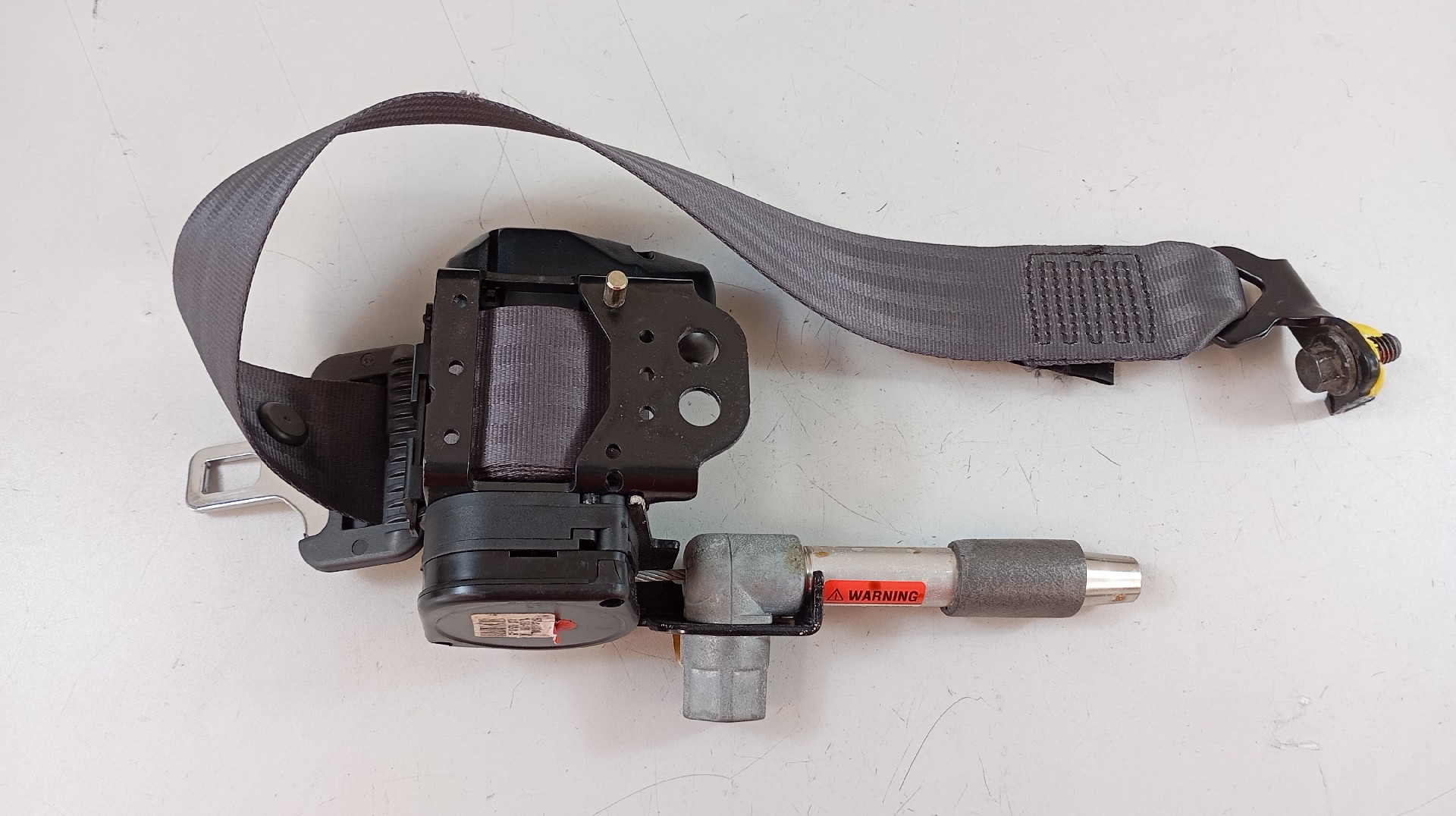 Pré-Tensor / Cinto Traseiro Esquerdo VOLVO S60 I (384) | 00 - 10 Imagem-4