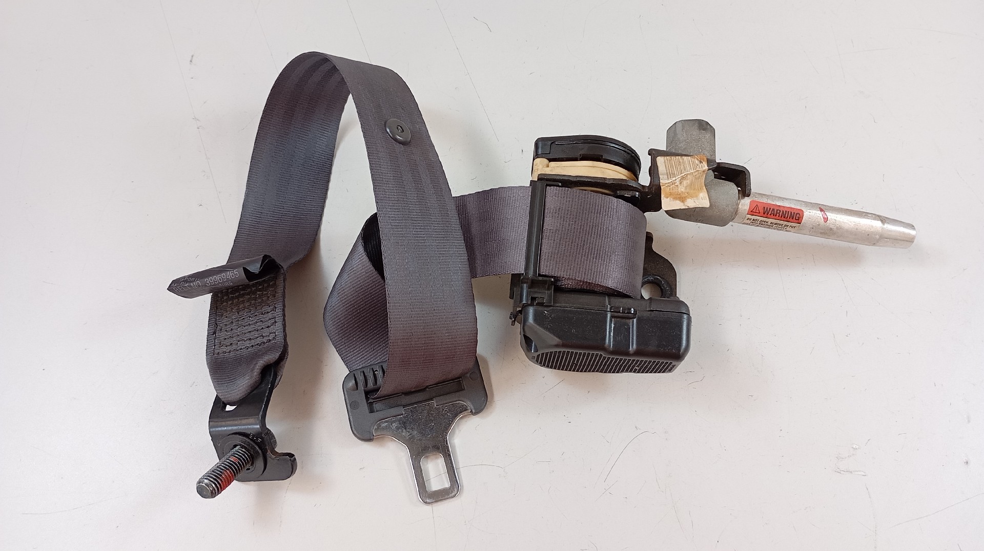 Pré-Tensor / Cinto Traseiro Meio  VOLVO S60 I (384) | 00 - 10