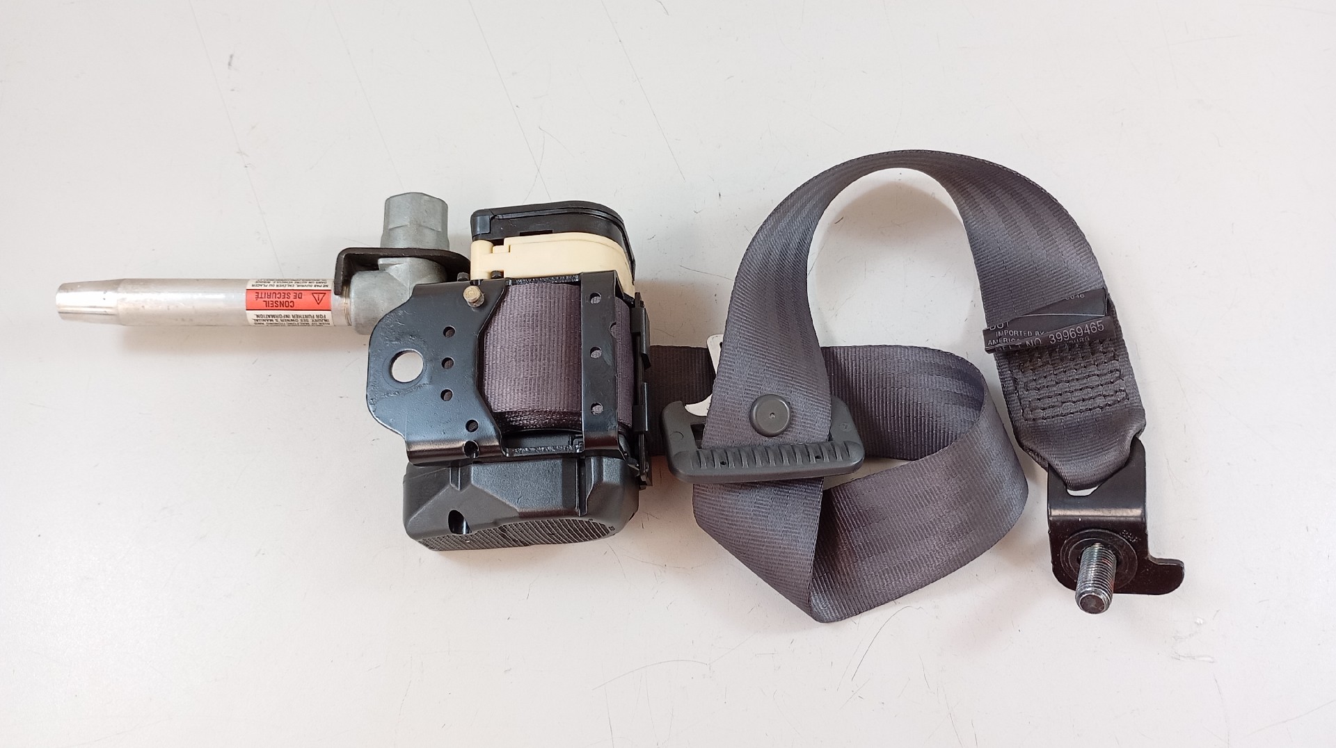 Pré-Tensor / Cinto Traseiro Meio  VOLVO S60 I (384) | 00 - 10 Imagem-1