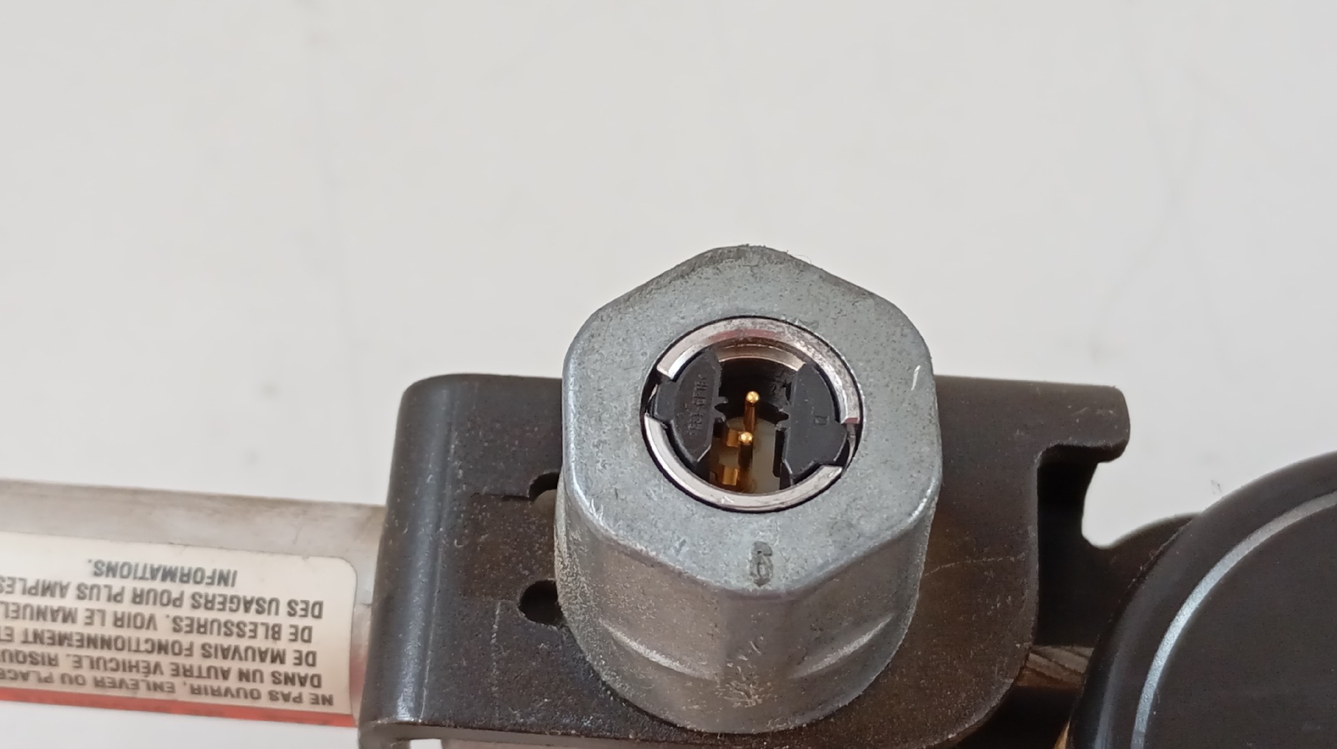 Pré-Tensor / Cinto Traseiro Meio  VOLVO S60 I (384) | 00 - 10 Imagem-3