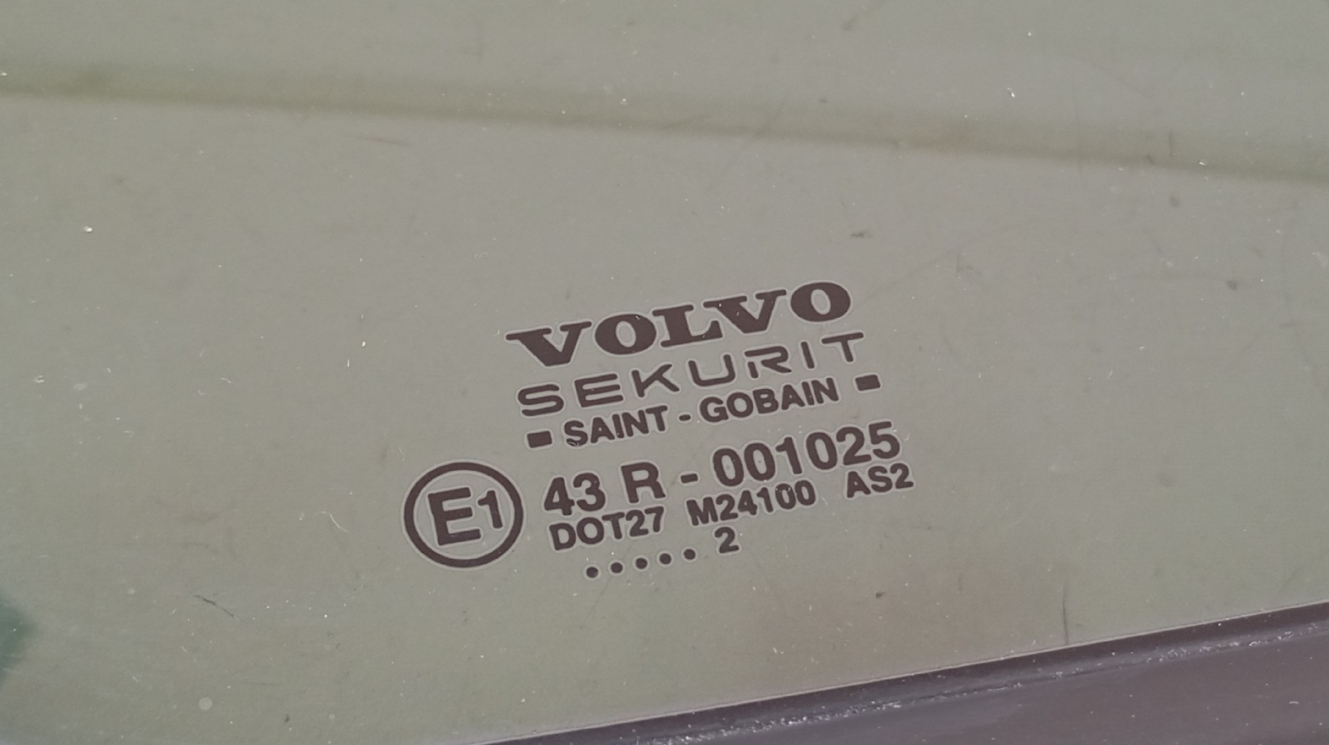 Vidro Porta Traseira Direita Pequeno VOLVO S60 I (384) | 00 - 10 Imagem-1
