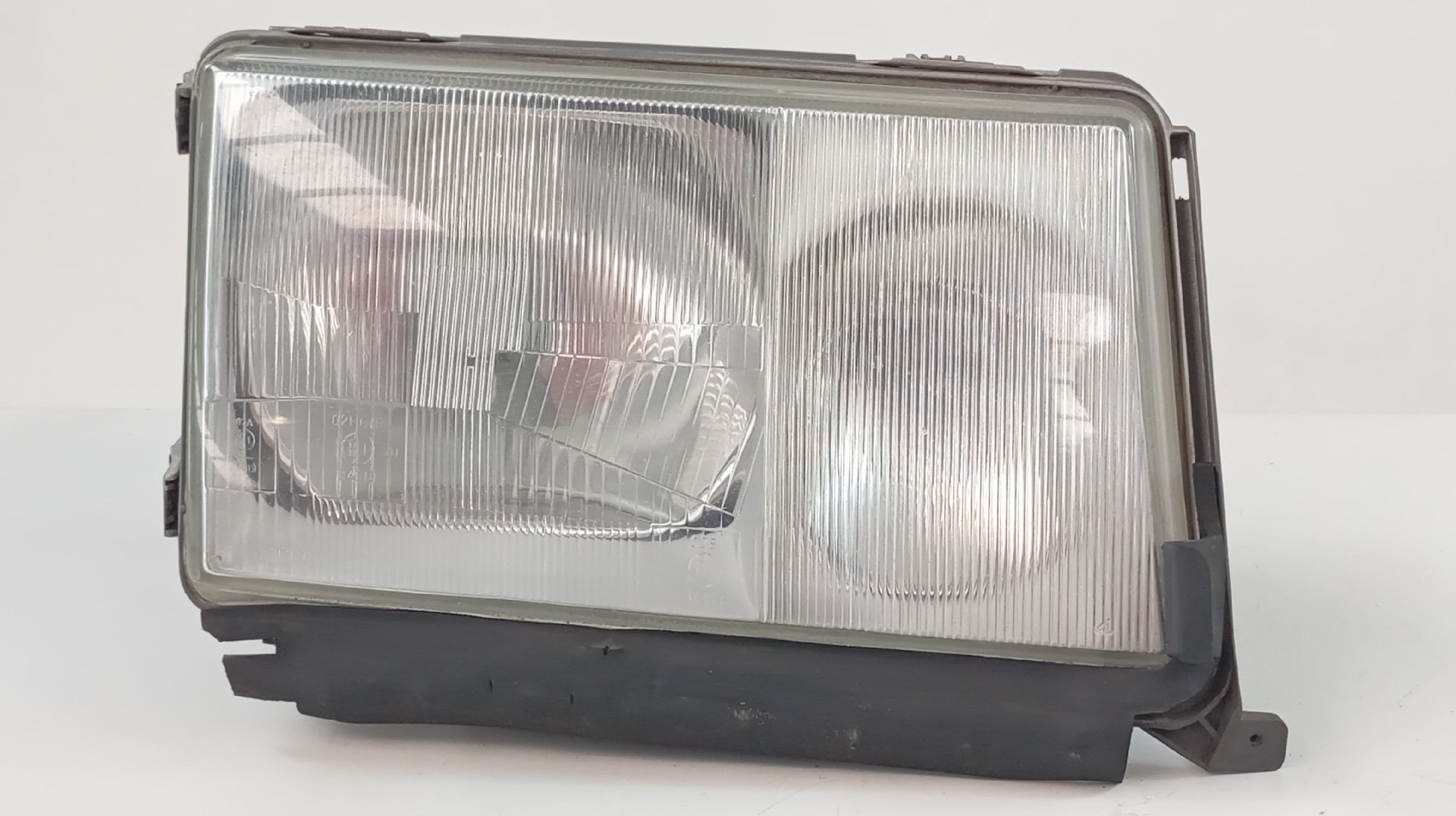 Ótica Direita MERCEDES-BENZ 200 - 300 D (124) | 85 - 93