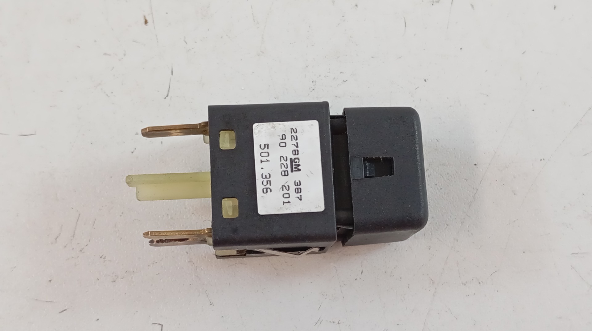Interruptores / Comutadores OPEL ASTRA F Combi (T92) | 91 - 98 Imagem-1