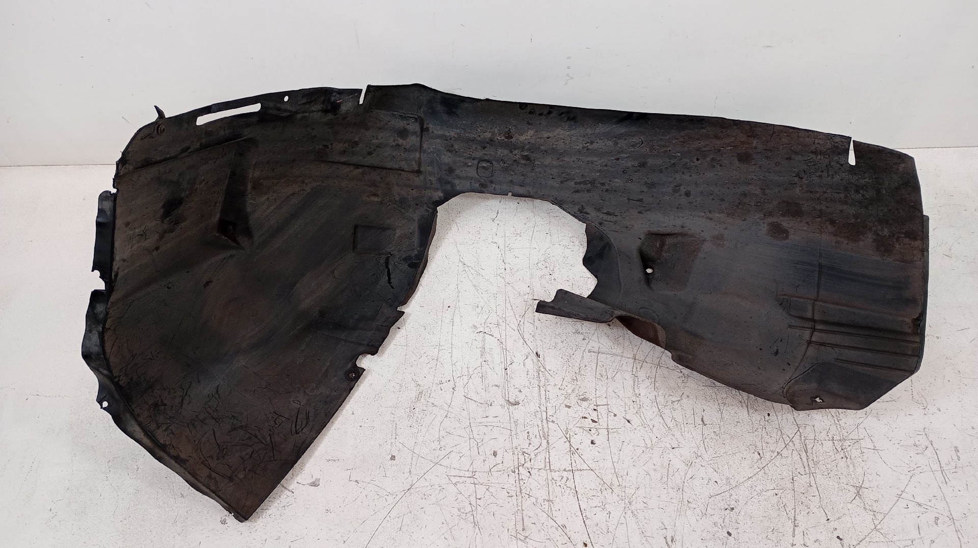 Cave de Roda Frente Esquerda FIAT TIPO três volumes (356_) | 15 -  Imagem-2