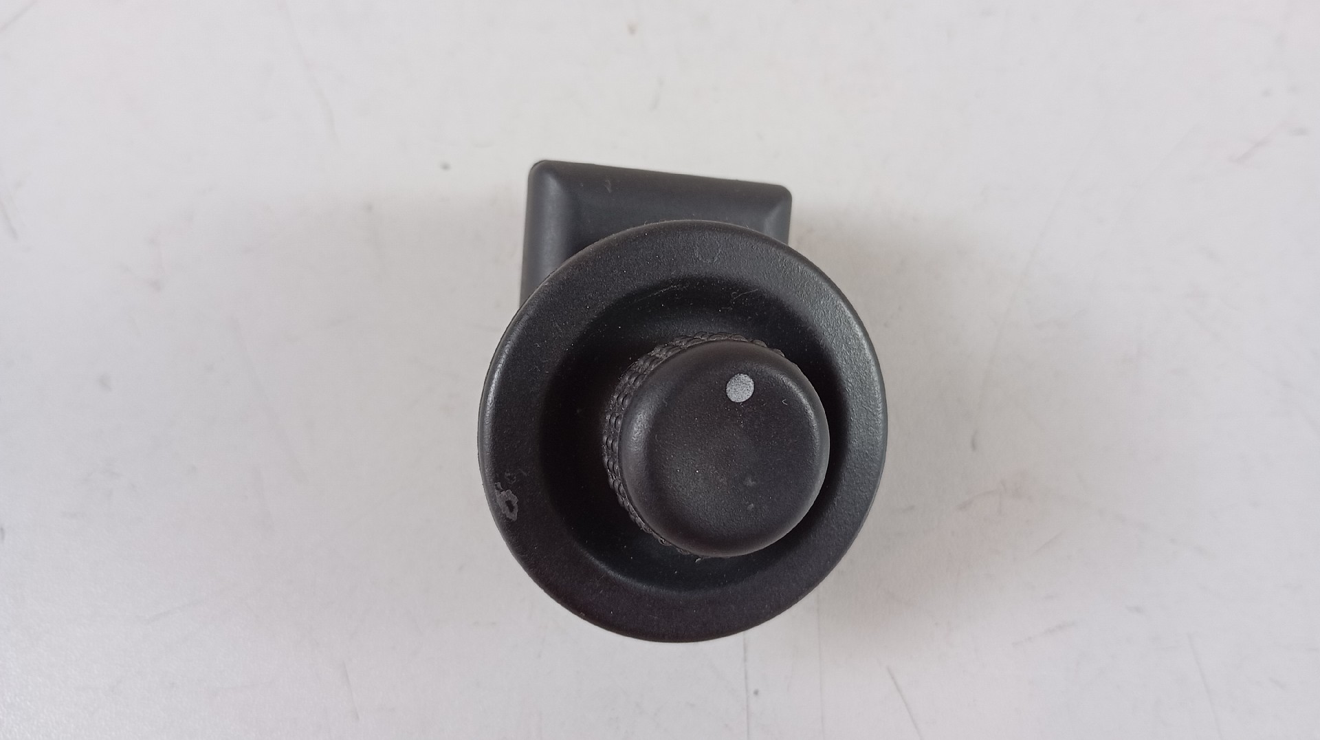 Interruptor Control Espelhos Retrovisores RENAULT MEGANE II três volumes (LM0/1_) | 03 - 