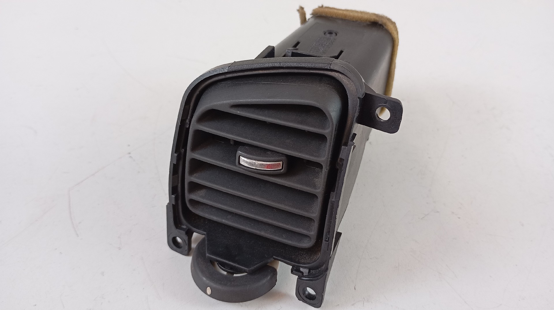 Purgador de Ar Frente Esquerdo NISSAN PRIMERA (P11) | 96 - 01