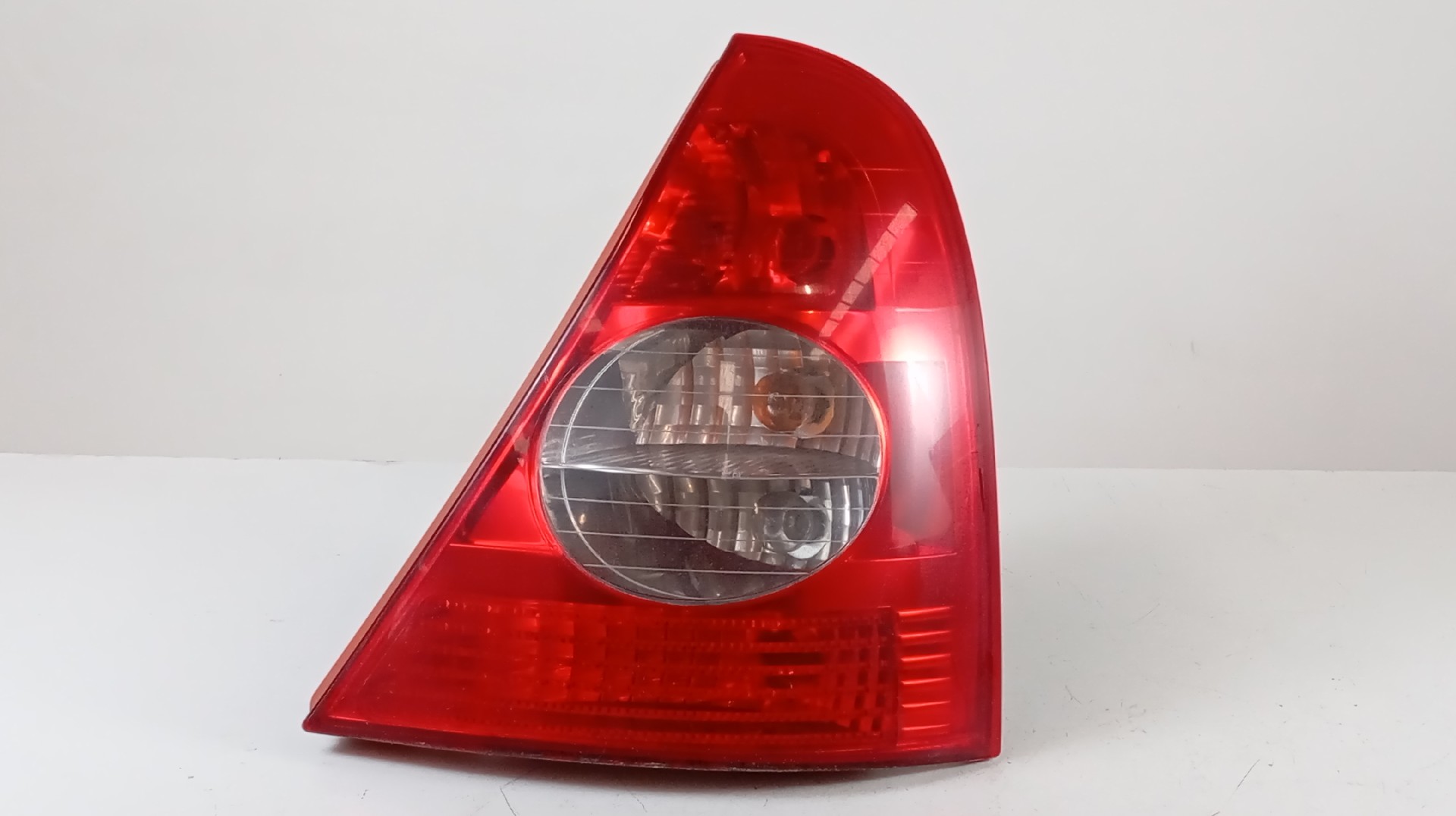 Farolim Stop Direito RENAULT CLIO II Caixa (SB0/1/2_) | 98 - 