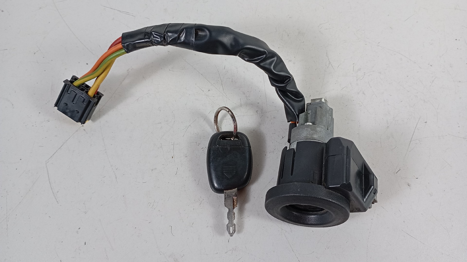 Canhão de Ignição (imobilizador) RENAULT CLIO II Caixa (SB0/1/2_) | 98 - 