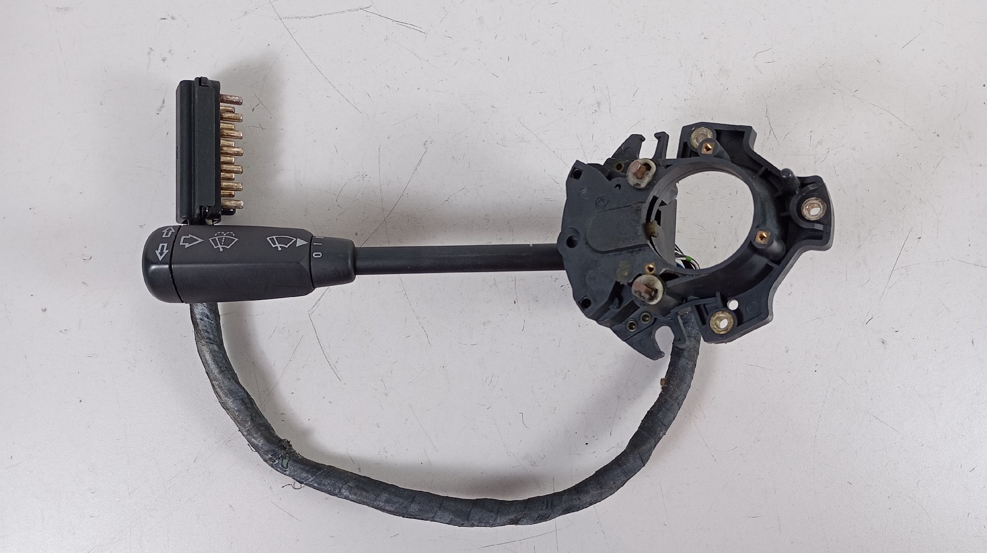 Manete Limpa Vidros MERCEDES-BENZ 200 - 300 D (124) | 85 - 93