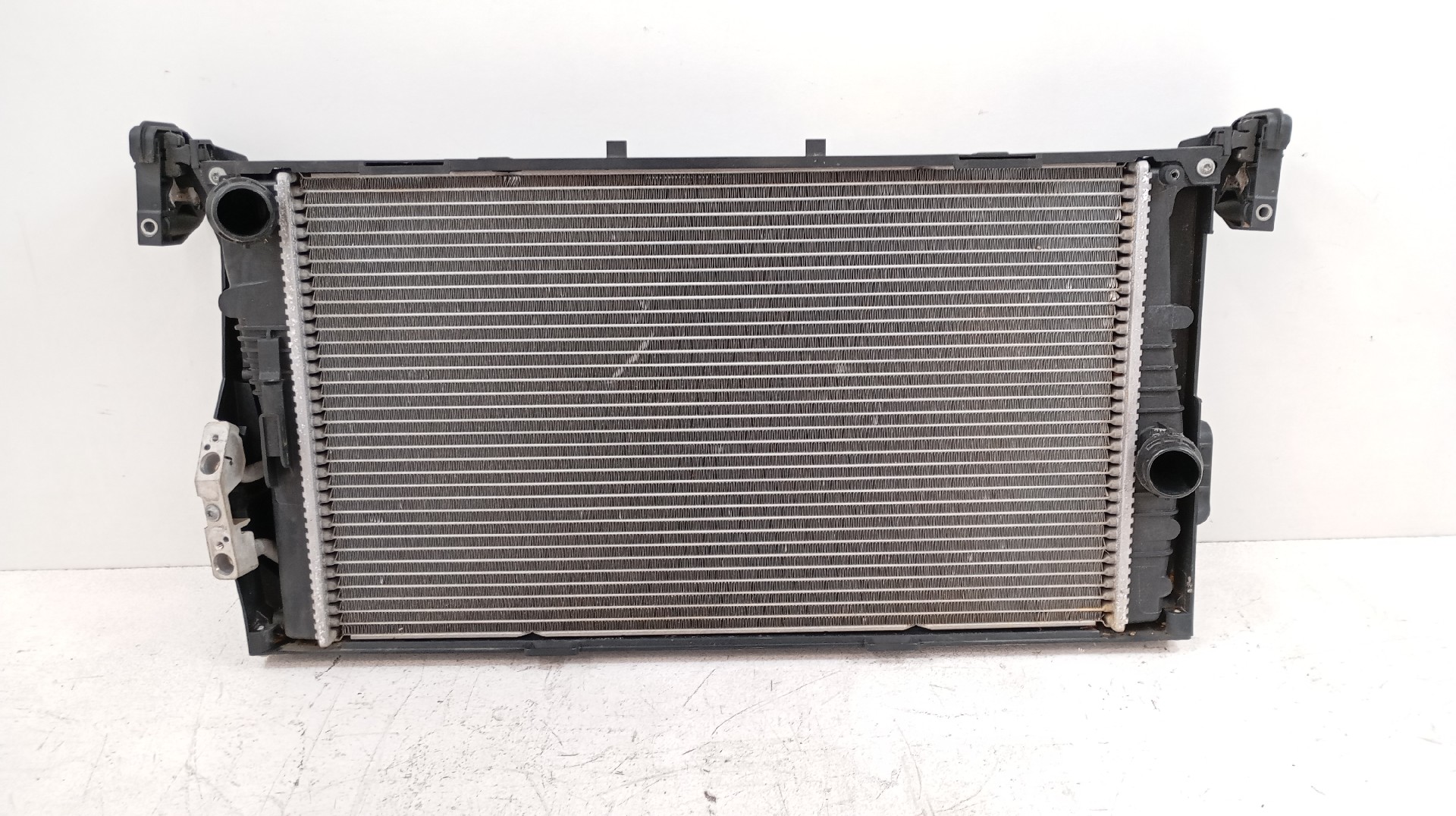 Radiador de Água BMW i3 (I01) | 13 - 