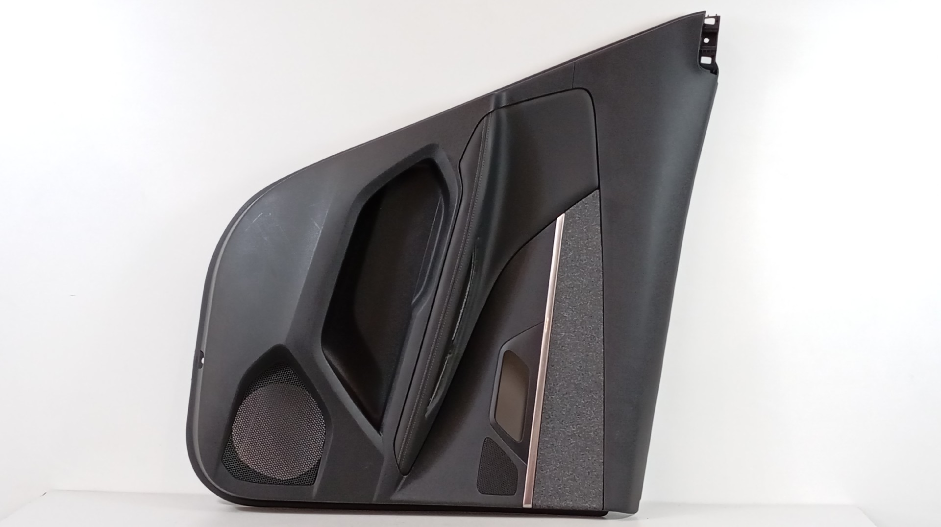 Quartela / Forra Porta Traseira Esquerda PEUGEOT 3008 SUV (M_) | 16 - 