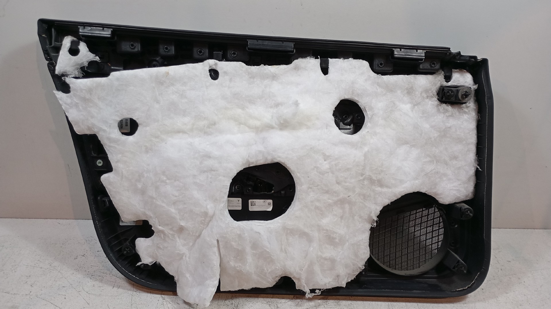 Quartela / Forra Porta Frente Direita TESLA MODEL 3 (5YJ3) | 17 -  Imagem-5