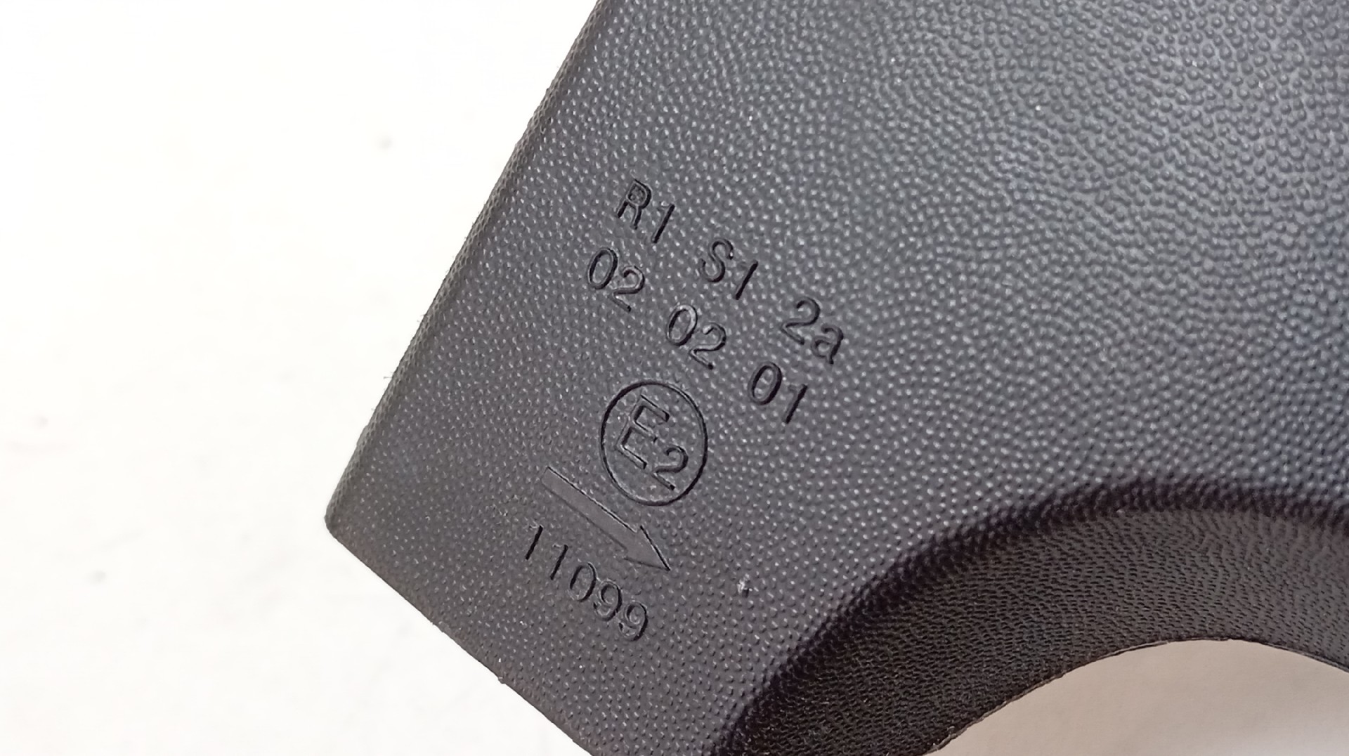 Farolim Stop Direito RENAULT ZOE Imagem-2