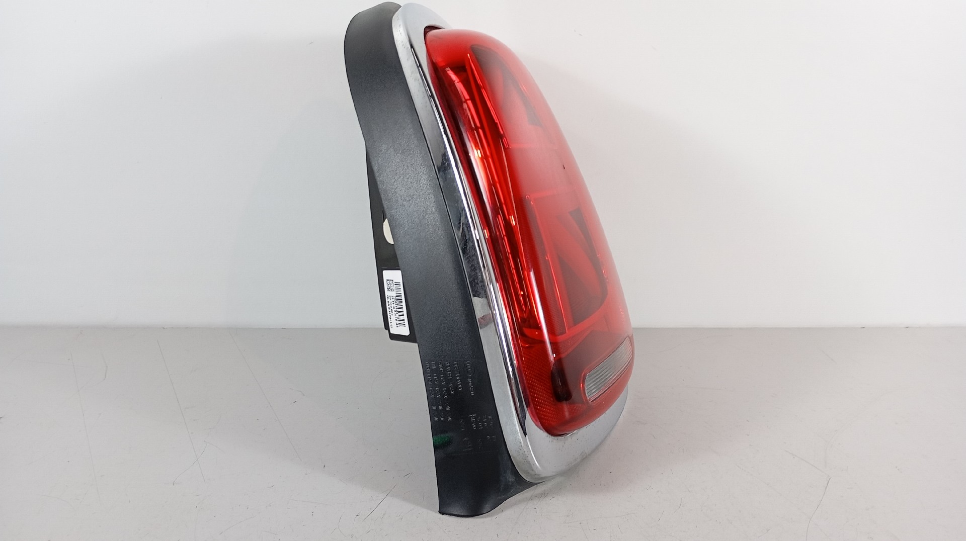 Right Tail Light  MINI COOPER SE Imagem-1
