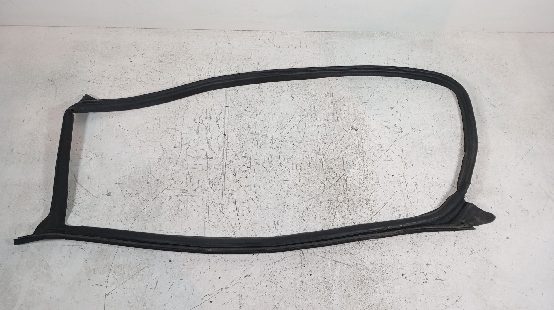 borracha-porta-frente-esquerda-para-tesla-model-3-erevo
