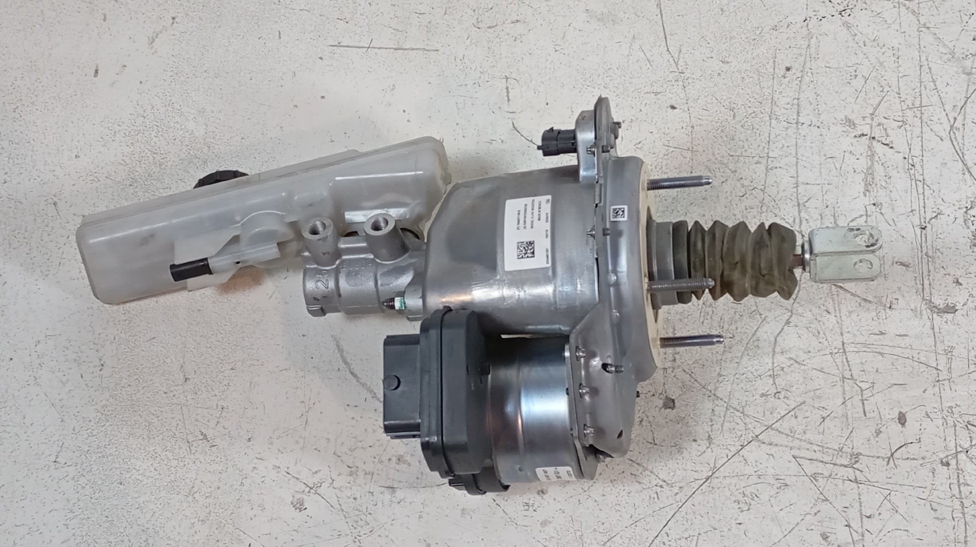 Servo Freio TESLA MODEL 3 (5YJ3) | 17 - 