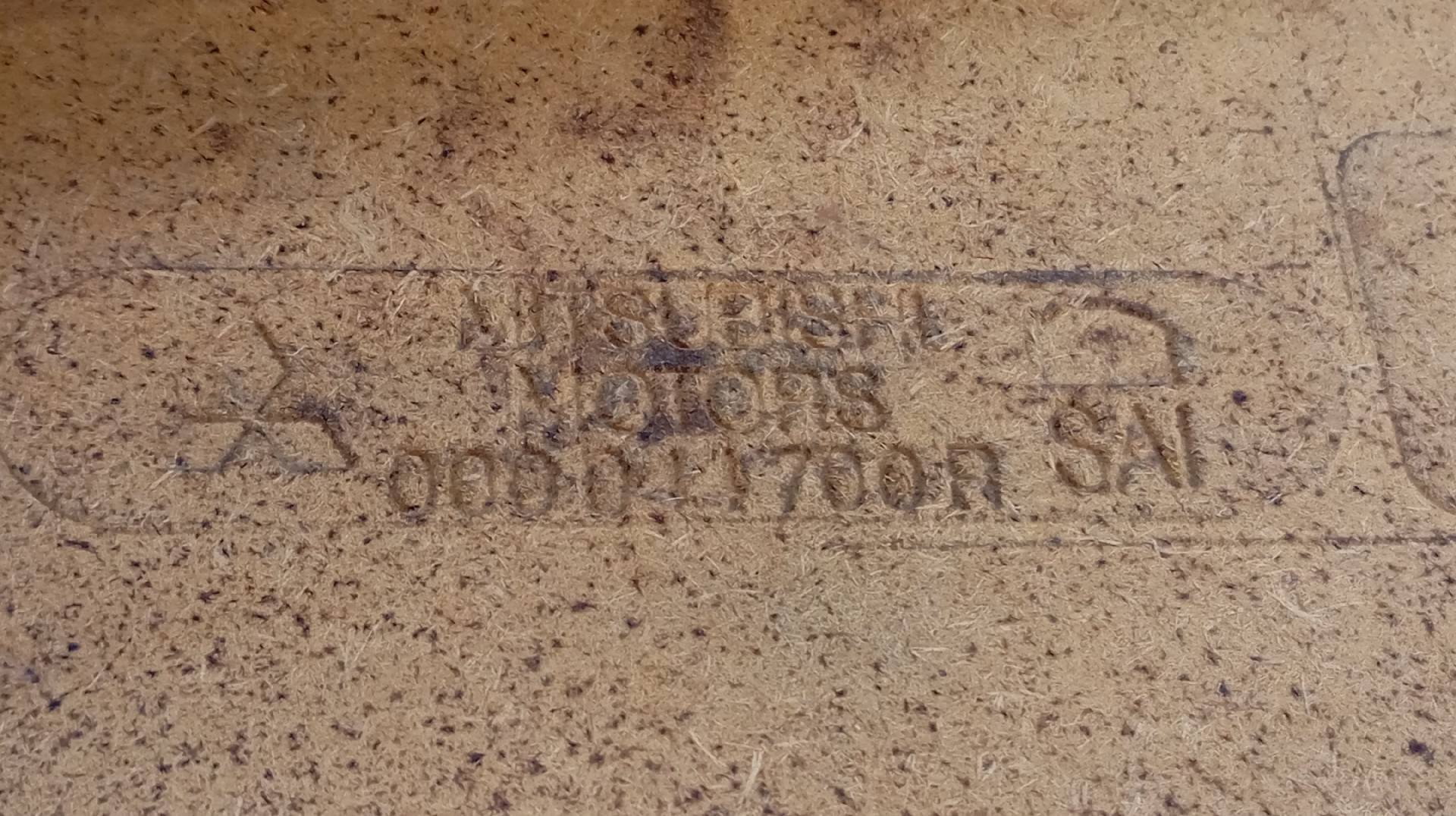 Quartela / Forra Porta Traseira Direita MITSUBISHI CARISMA HATCHBACK Imagem-4