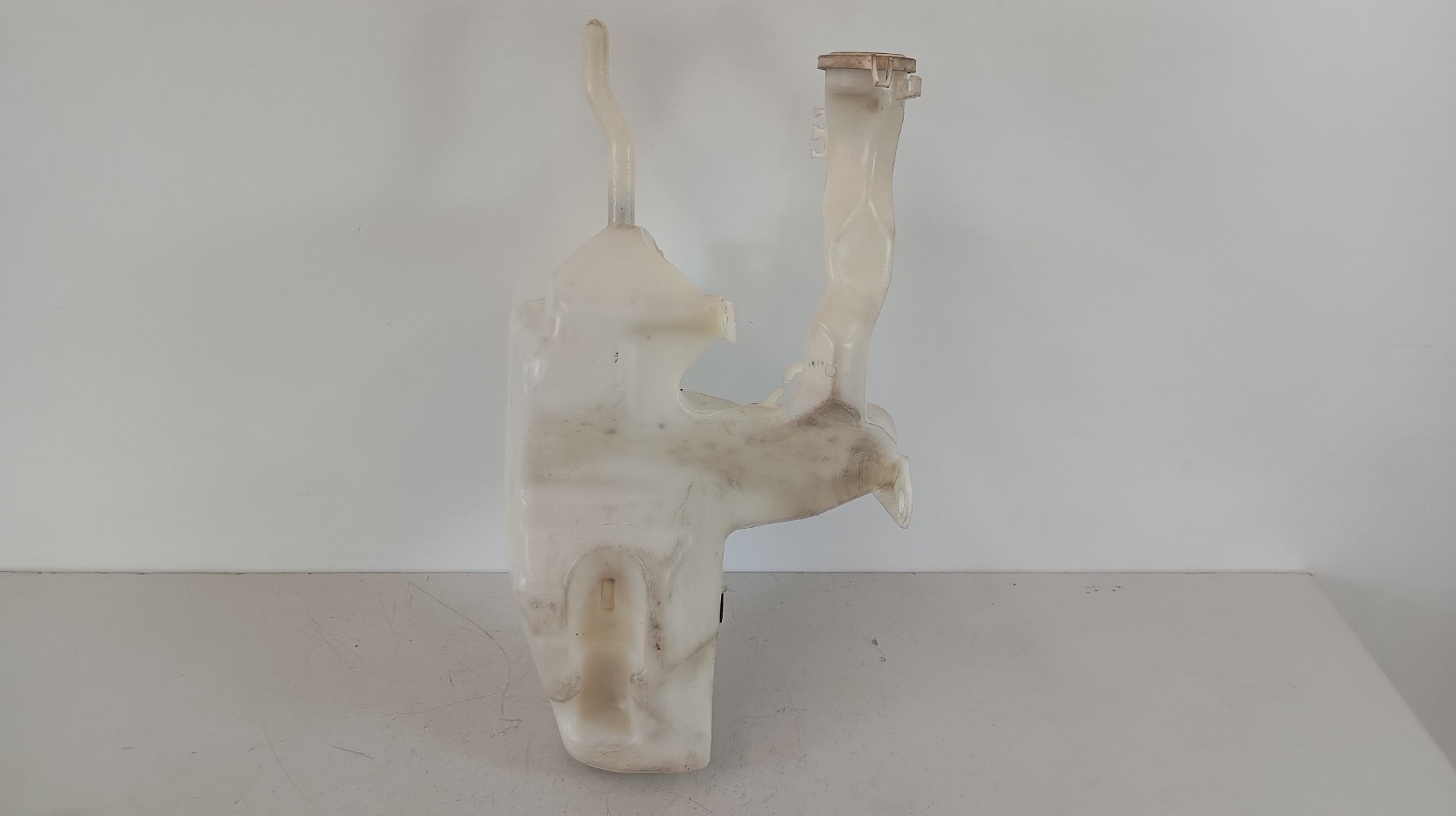 Depósito / Reservatorio Limpa Vidros MITSUBISHI CARISMA HATCHBACK Imagem-2