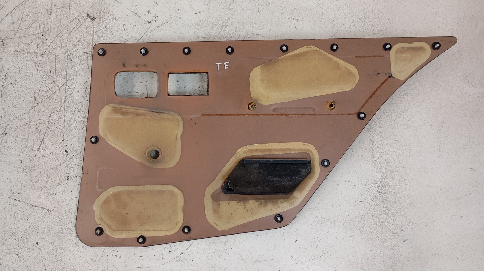 Quartela / Forra Porta Traseira Esquerda PEUGEOT 205 II Imagem-1