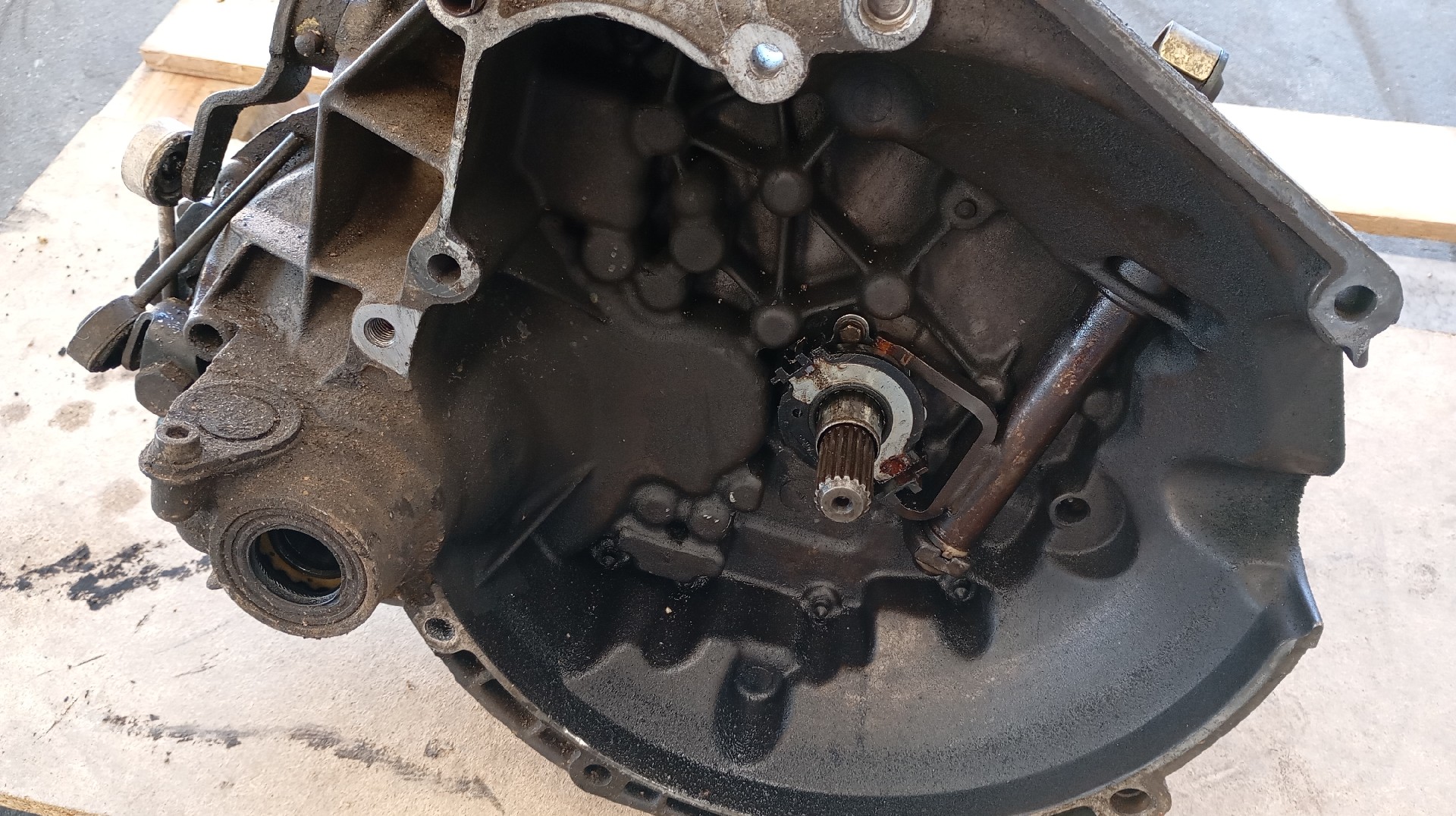 Caixa de Velocidades PEUGEOT 206 Hatchback (2A/C) | 98 - 12 Imagem-1