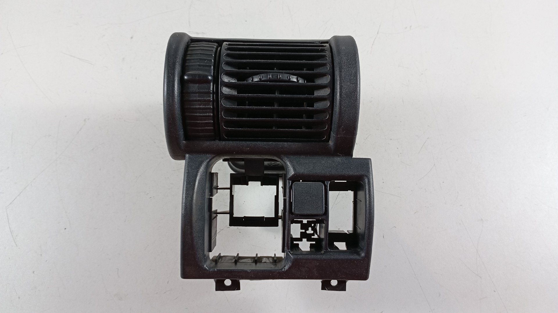 Purgador de Ar Frente Esquerdo OPEL CORSA B