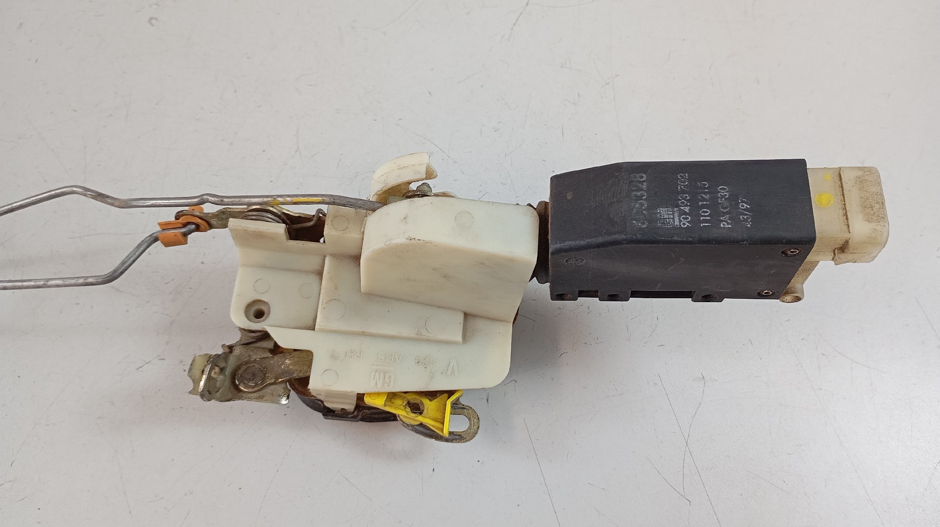 Fecho da Porta Frente Direita OPEL CORSA B