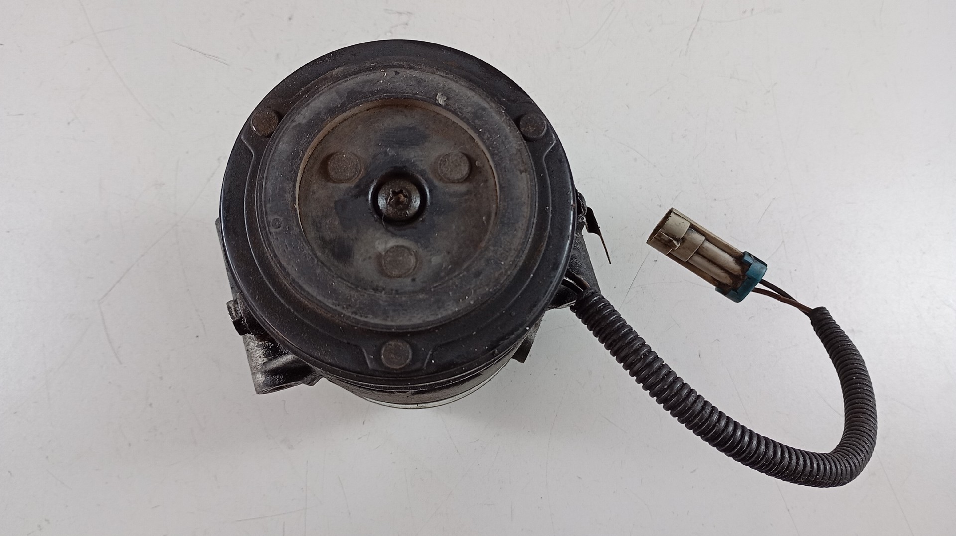 Compressor do Ar Condicionado OPEL ZAFIRA A Veículo multiuso (T98) | 99 - 05 Imagem-2