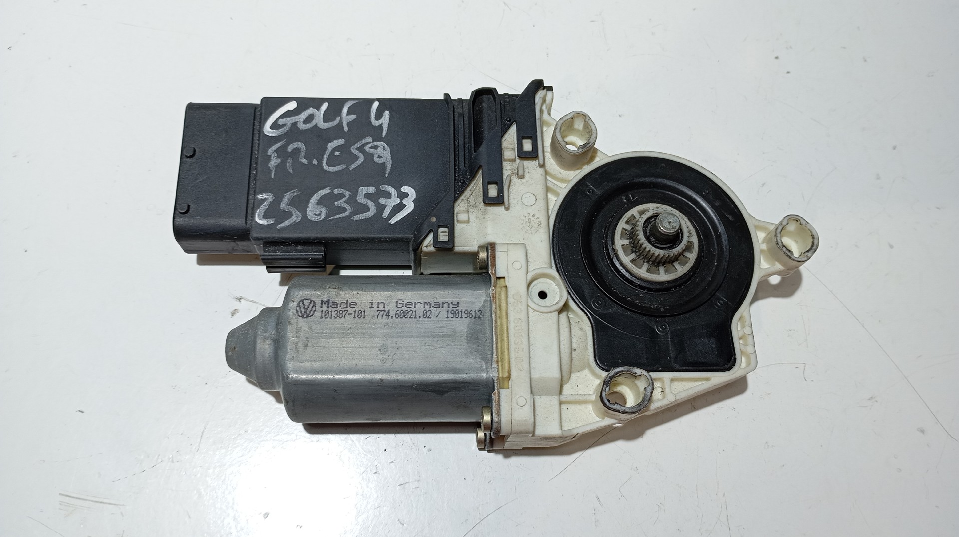 Motor Elevador Vidro Frente Esquerdo VOLKSWAGEN GOLF