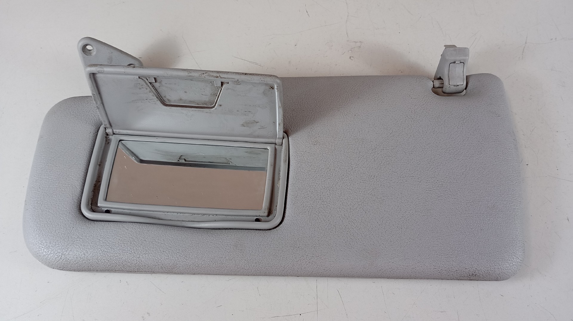 Pala de Sol Esquerda MITSUBISHI PAJERO / SHOGUN Imagem-1