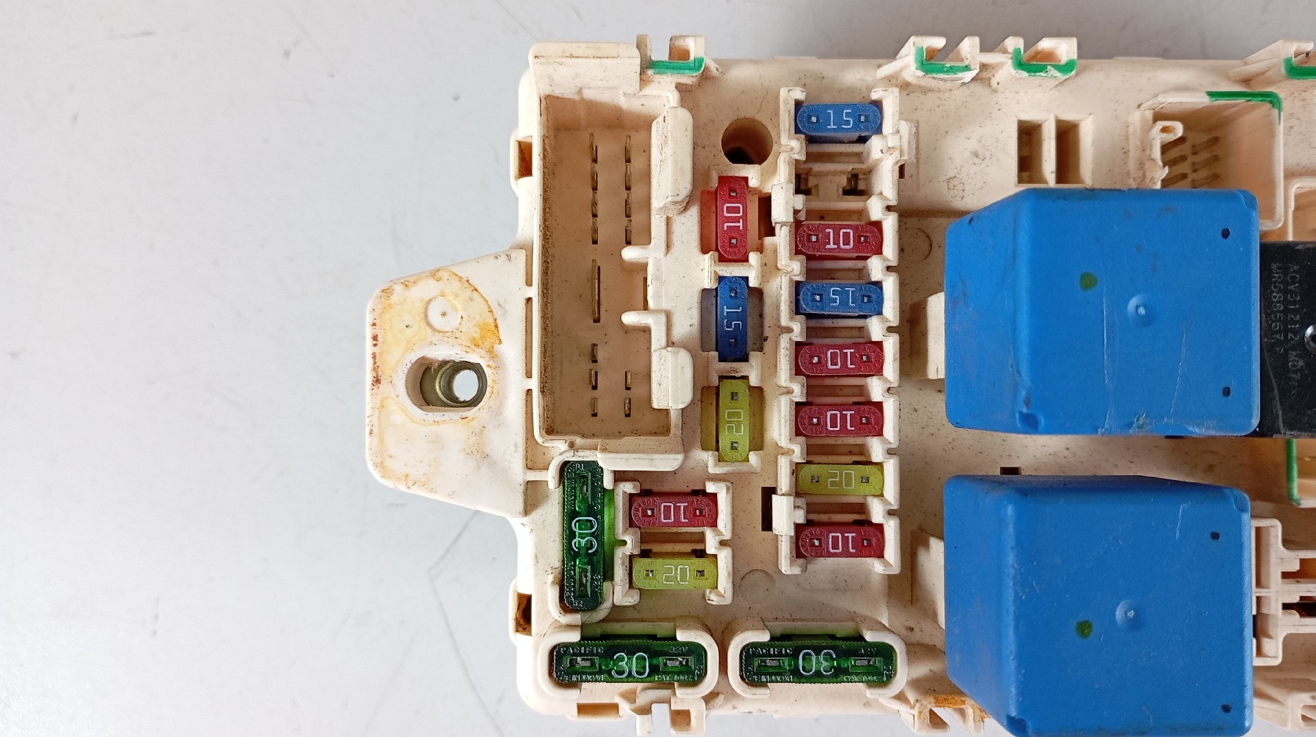 Caixa de Fusíveis MITSUBISHI PAJERO / SHOGUN Imagem-3